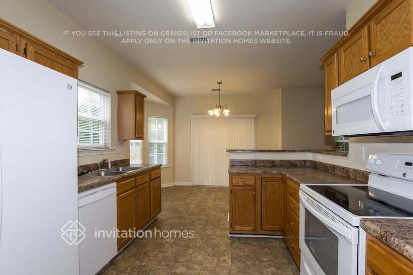 Building Photo - 9132 Swallowtail Ln