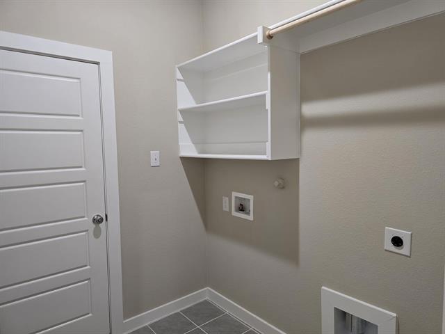 Building Photo - 3905 White Rock Dr
