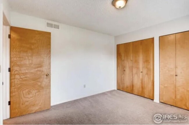 Building Photo - 2742 Goldenrod Pl
