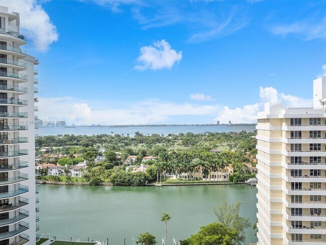 Building Photo - 5555 Collins Ave