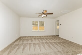 Building Photo - 26861 Steinbeck Dr