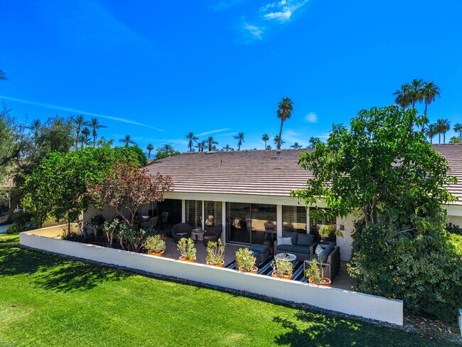 Building Photo - 44825 Guadalupe Dr