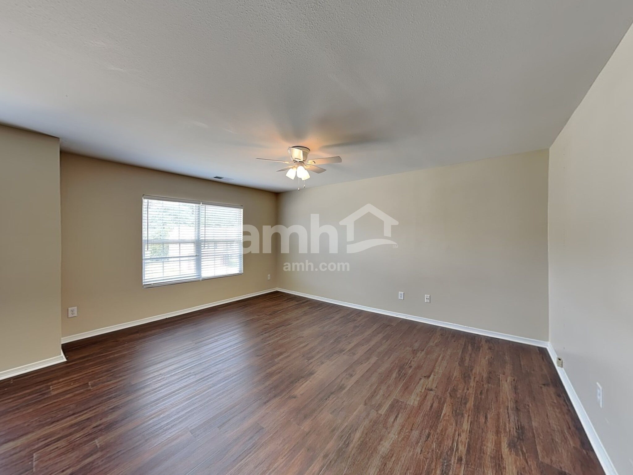 Building Photo - 1710 Cabarrus Crossing Dr