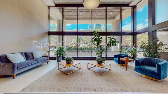Building Photo - 127 Greyrock Pl