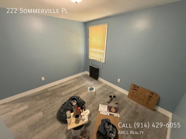 Building Photo - 222 Sommerville Pl