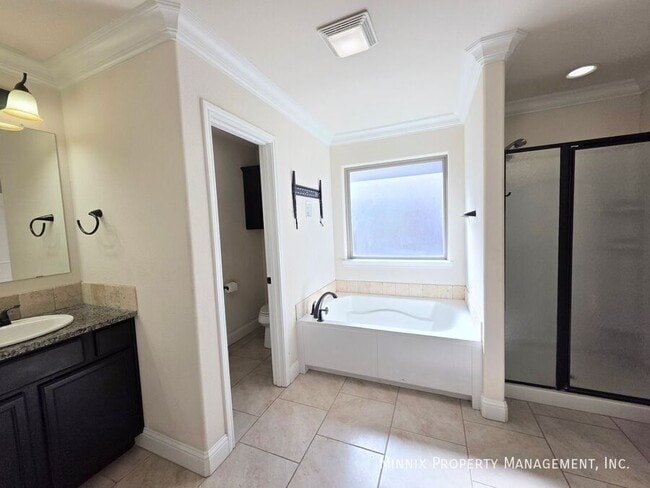 Building Photo - 9411 Sedona Ave