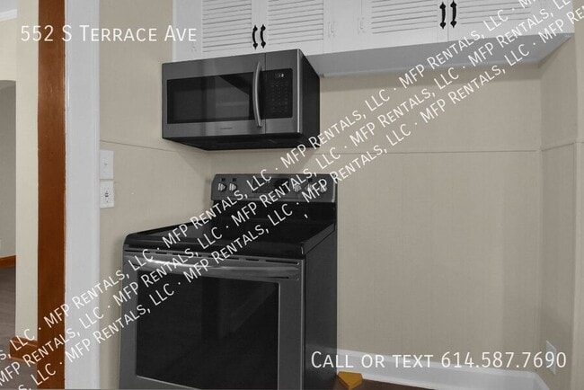 Building Photo - 552 S Terrace Ave