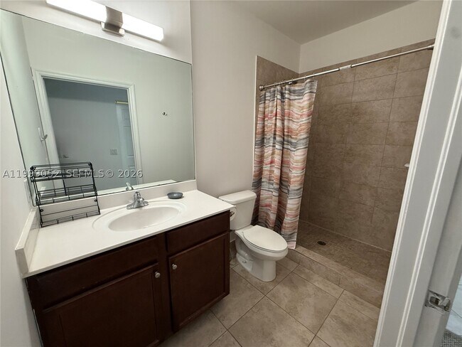 Building Photo - 290 NW 109th Ave