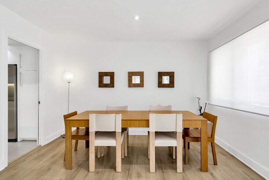 Building Photo - 7259 Hillside Ave