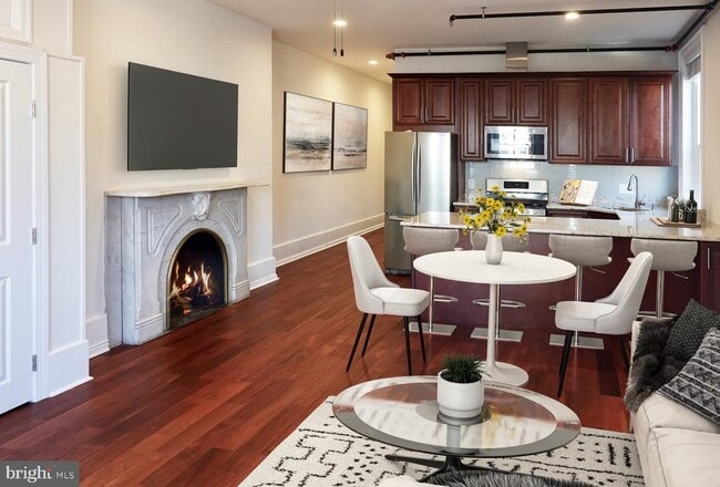 Primary Photo - 2029 Walnut St