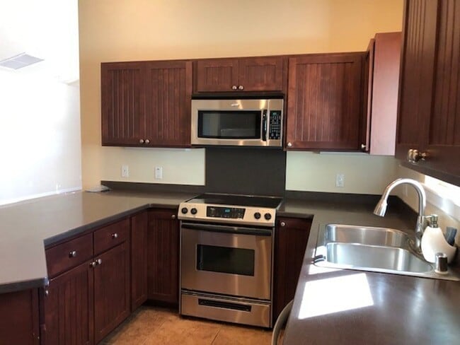 Building Photo - Available on March 9, 2026 a 3 bedroom, 3 bathroom House with garage