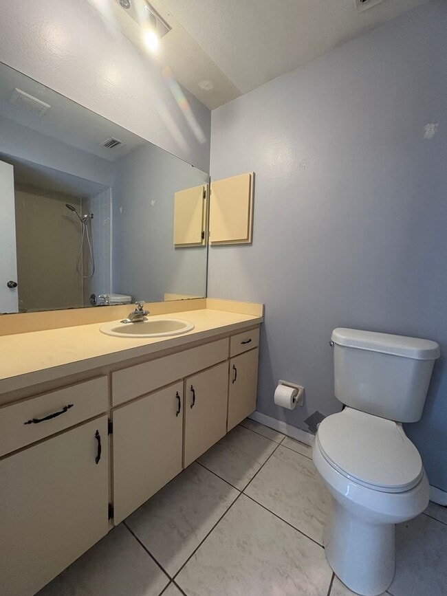 Building Photo - 332 Caldbeck Way