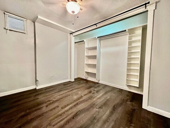 Building Photo - Charming two-bedroom unit in Capitol Hill