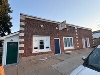 Building Photo - 701 Pierce St