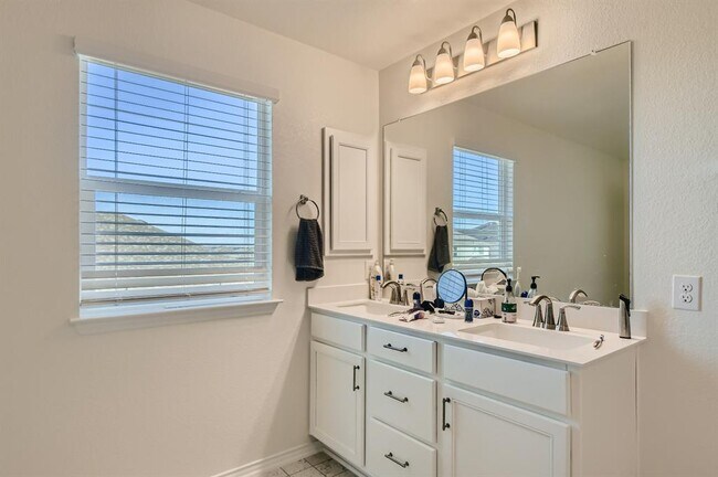 Building Photo - 4501 Capua Ct
