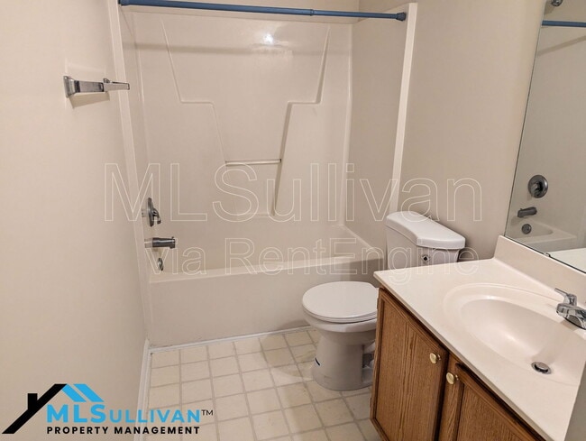 Building Photo - 7009 Englehardt Dr