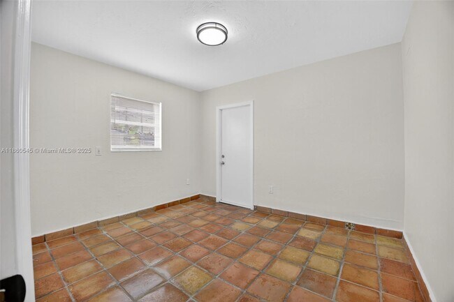 Building Photo - 7941 SW 37th Terrace