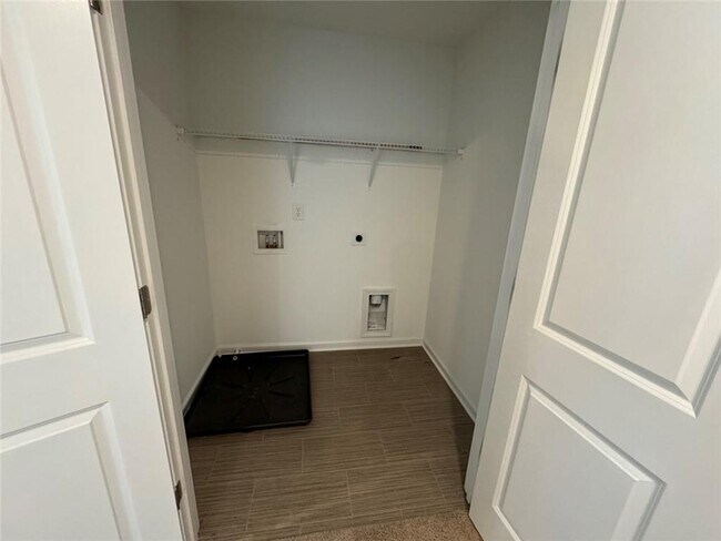 Building Photo - 3326 Colbury St