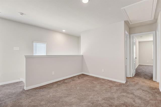 Building Photo - 3737 Malibu Dr