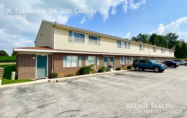 Building Photo - NO Steps! Affordable 2-Bed Convenient to I...