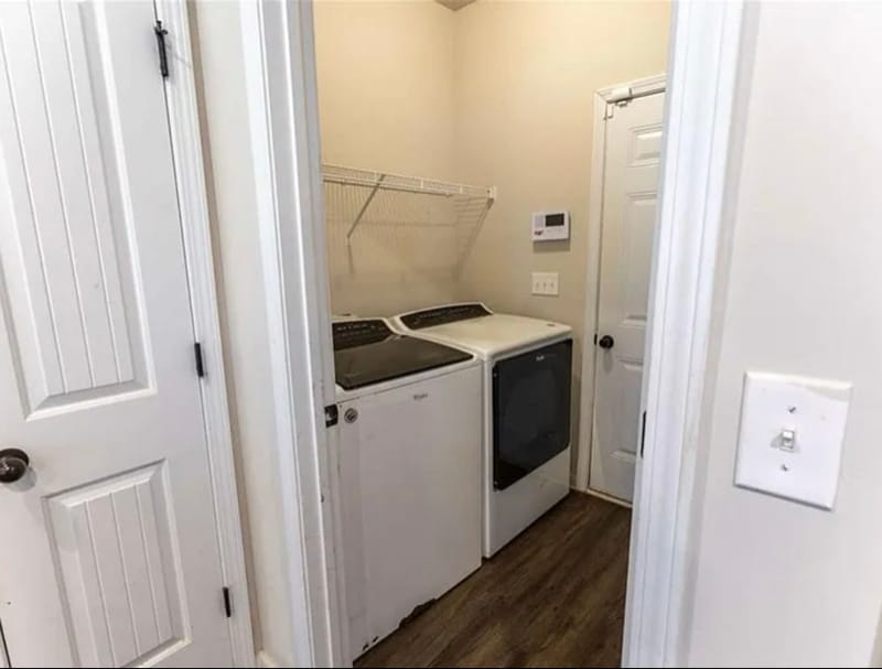 Building Photo - 1028 Mcconaughy Ct