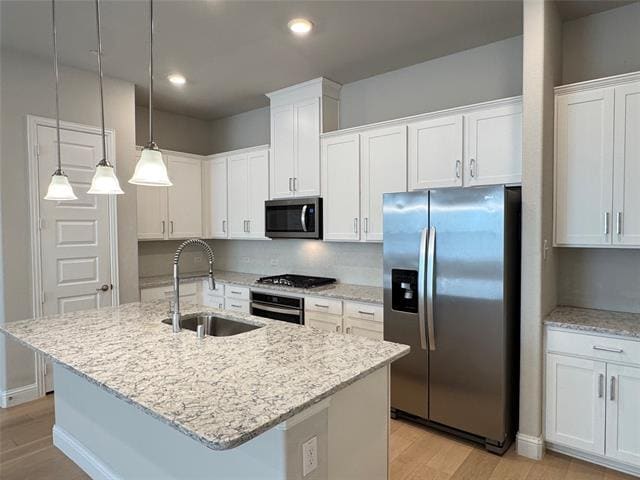 Building Photo - 4425 Benton Ln