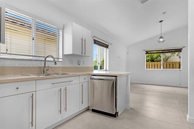 Building Photo - 9264 SW 209th Terrace