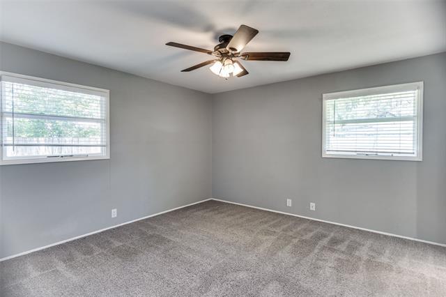 Building Photo - 908 Warfield Way