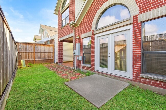 Building Photo - 9810 Marlink