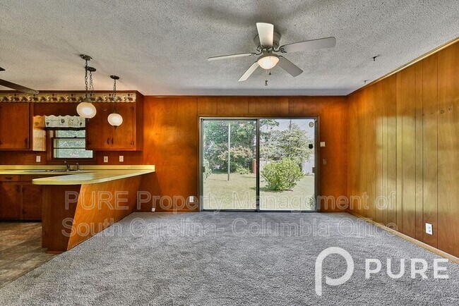 Building Photo - 5912 Barksdale Dr