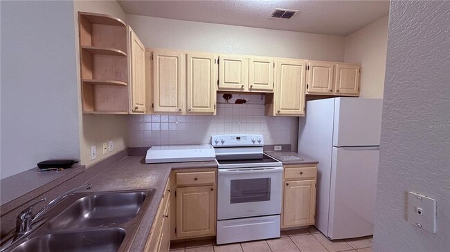 Building Photo - 2705 Maitland Crossing Way