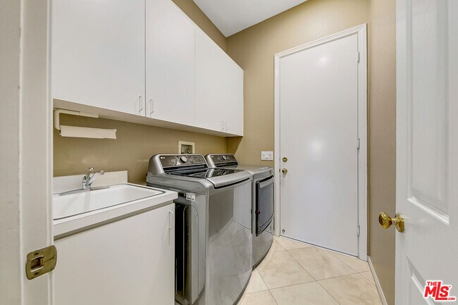 Building Photo - 78770 Spyglass Hill Dr