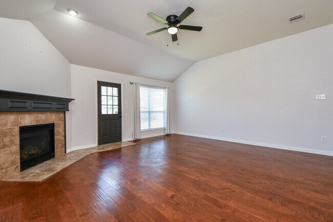 Building Photo - 15122 Heron Meadow Ln