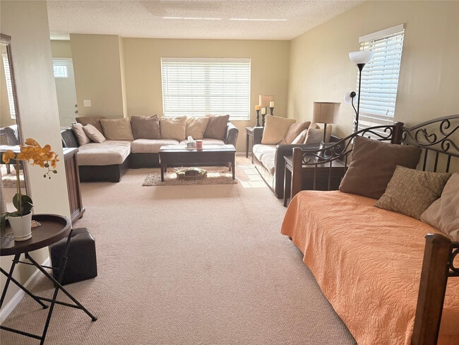 Building Photo - 60 SW 5th Ave