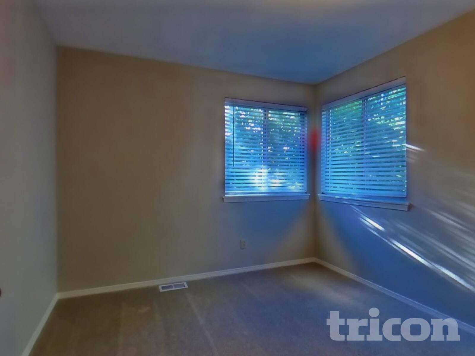 Building Photo - 5740 S Jellison St