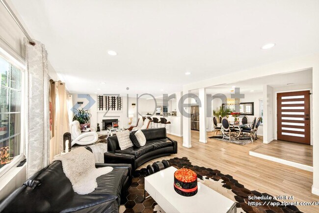 Building Photo - 19700 Blythe St