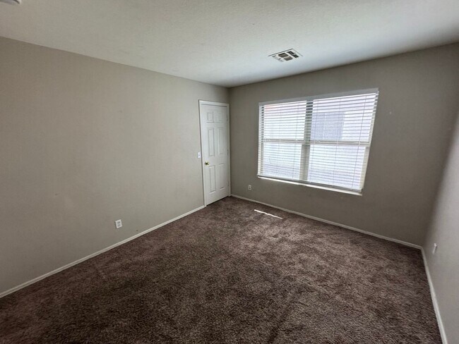 Building Photo - 3 Bedroom - 2 Bath - 1419 Sq. Ft. Home in ...