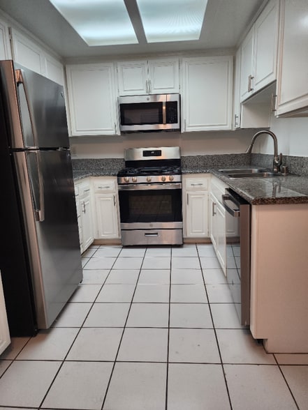 Building Photo - 5325 Denny Ave