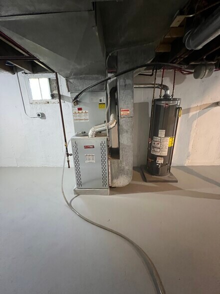 Basement - 3014 Maywood Ave