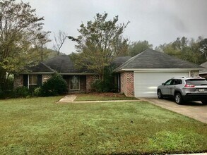 Building Photo - 3 Bed 2 Bath in Remington Estates