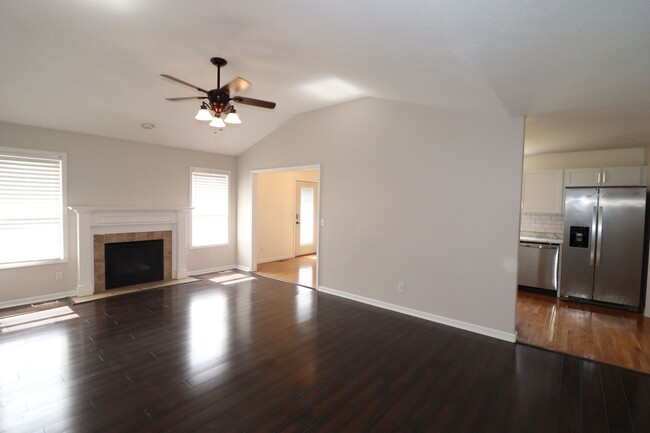 Building Photo - Gorgeous Home for Rent