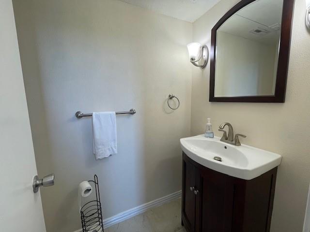 Building Photo - 15901 Archwood Ln