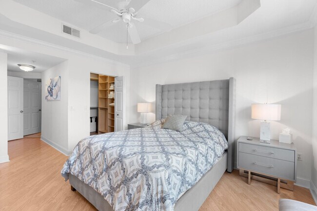 Building Photo - 2417 Tuscany Way