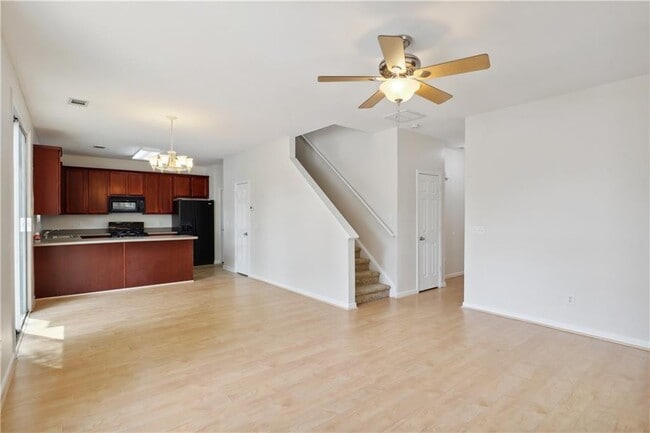 Building Photo - 276 Hiawassee Dr