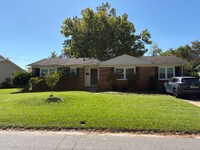 Building Photo - 5313 Sir Barton Dr