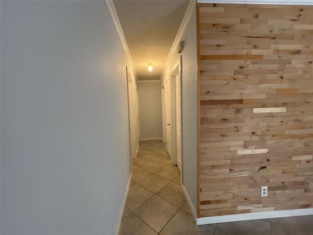 Building Photo - 12120 Bishop Dr