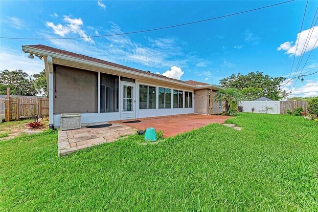 Building Photo - 8012 56th Ct E