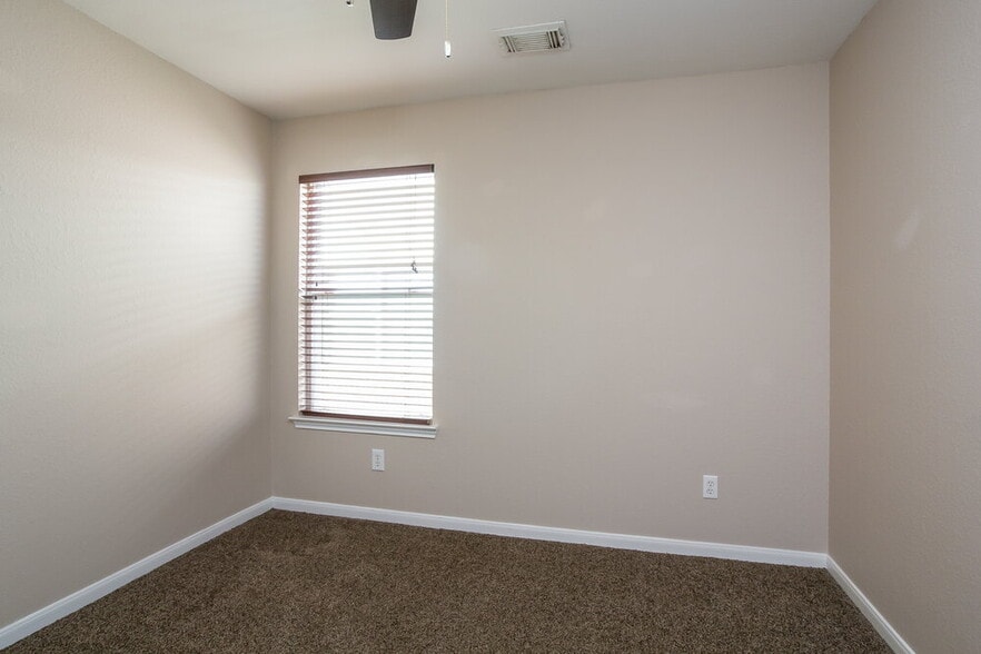 Building Photo - 29502 Legends Stone Dr