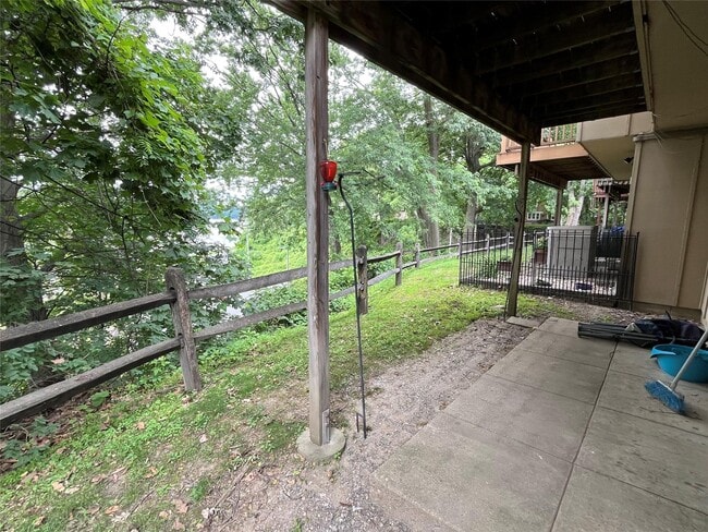 Building Photo - 24 Hudson Heights Dr