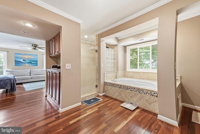 Building Photo - 47656 Pennrun Way
